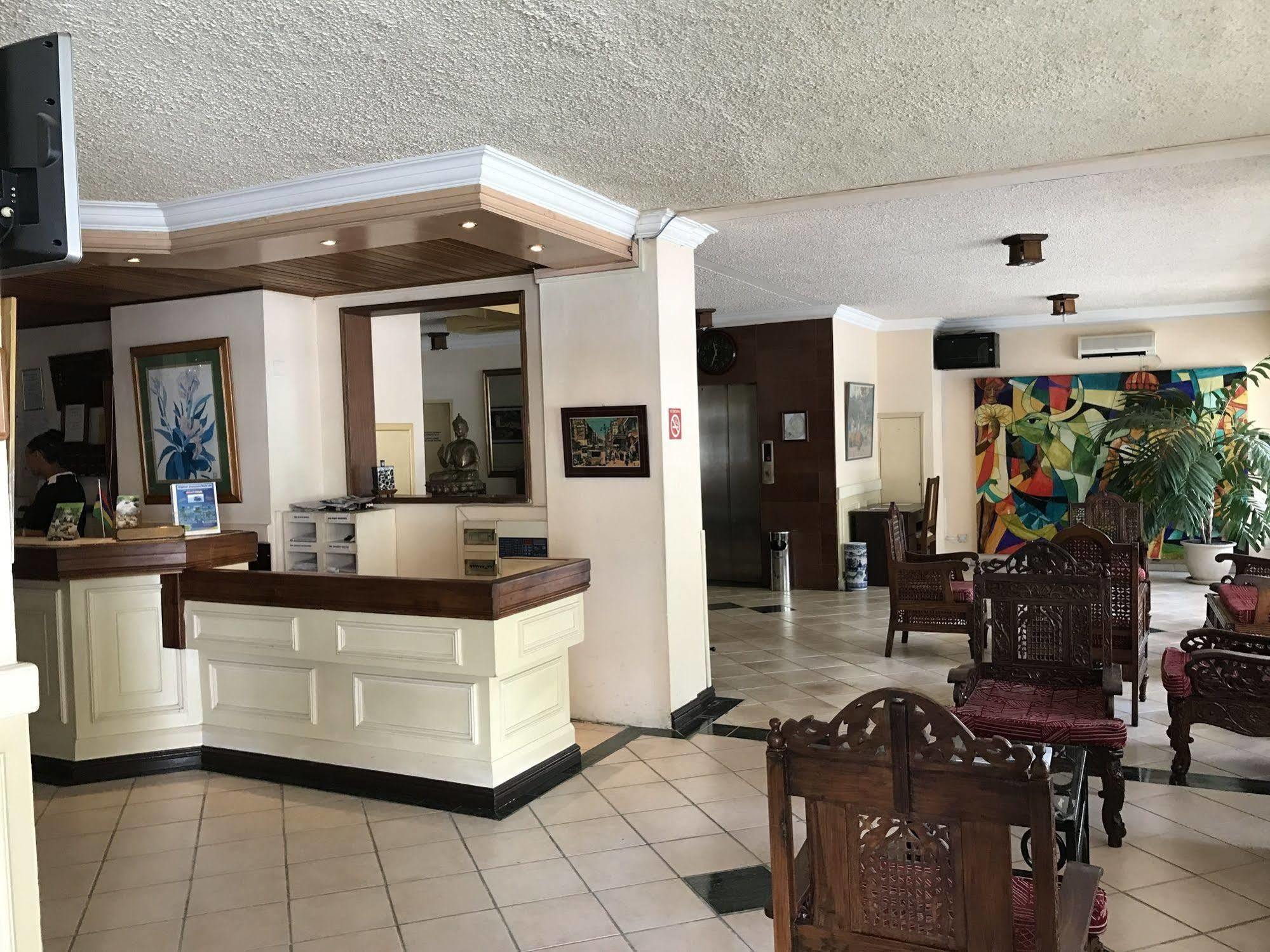 פור לואי Le Saint Georges Hotel מראה חיצוני תמונה